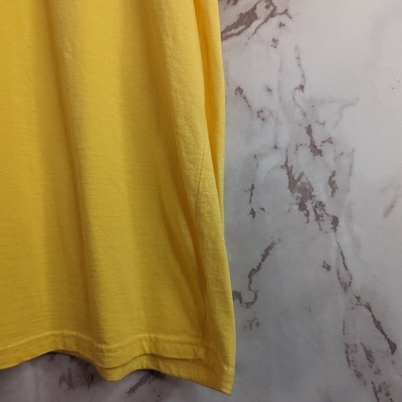 Vintage Looney Tunes T Shirt Size Large 90s Tweety Bird Pocket Tee Yellow Freeze - Picture 7 of 10